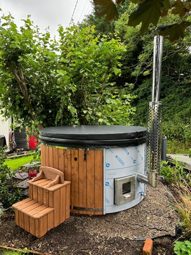 Luxury hot tub spa - elite, type